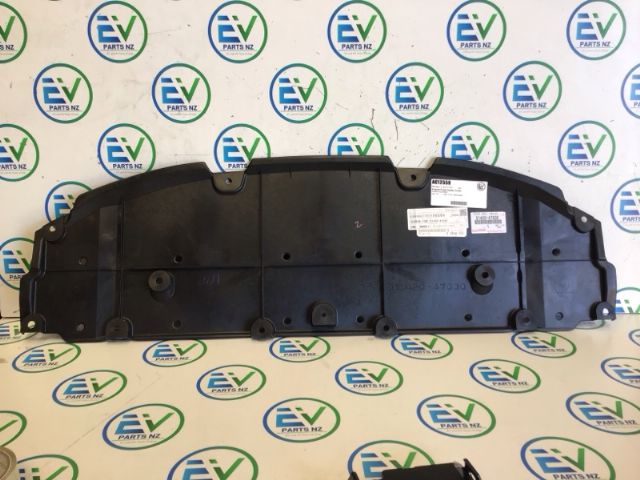 Toyota Prius ZVW52 Engine Front Under Cover