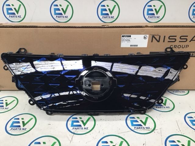 Nissan Leaf ZE1 2018-on Grille Moulding