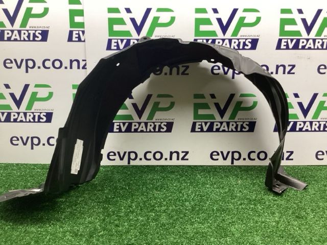 Toyota Prius C Aqua NHP10 RF Guard Liner