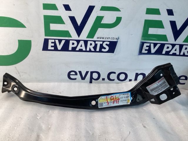 Toyota Prius C Aqua NHP10 LH Headlight Support Panel