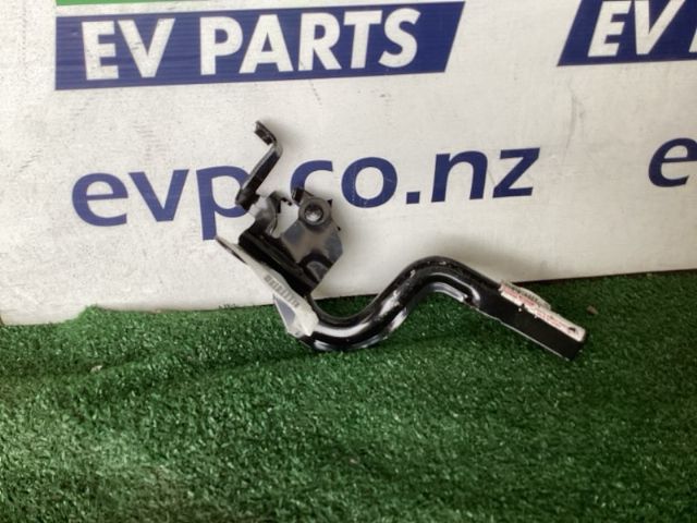 Toyota Prius C Aqua NHP10 R Bonnet Hinge 