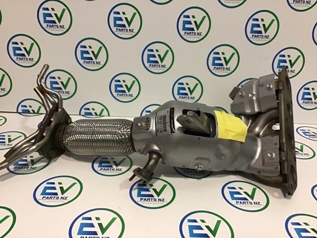 Mazda Axela BM 2013-2016 Engine Exhaust Manifold