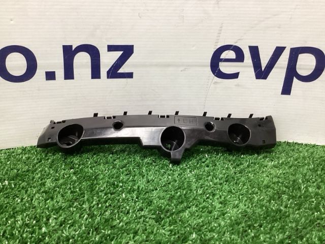 Nissan Leaf ZE1 2018-on LF Bumper Bracket