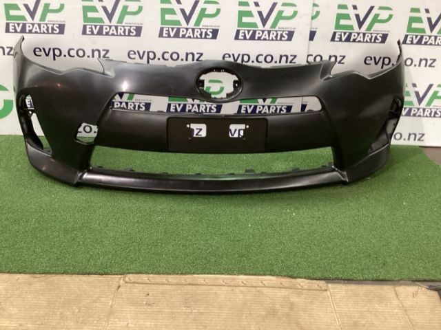 Toyota Aqua NHP10 2011-2015 Front Bumper Centre Cover