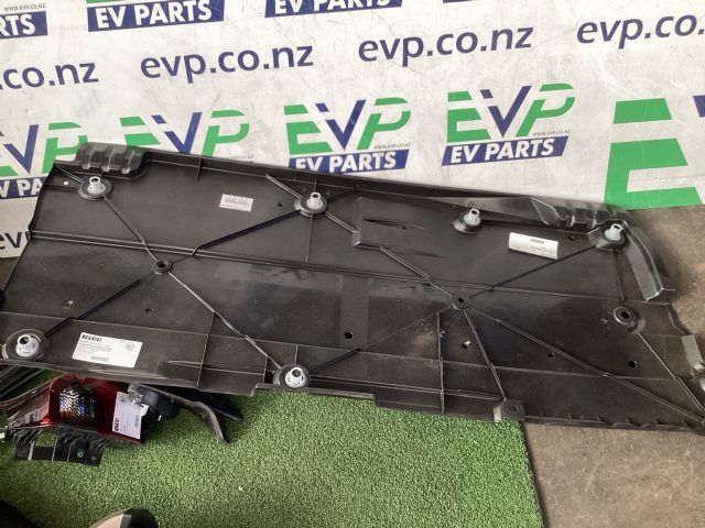 Toyota Prius ZVW51/ZVW55 2015-2022 Engine Front Under Cover