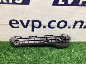 Toyota Aqua NHP10 2017-2020 Rear Bumper Retainer RR