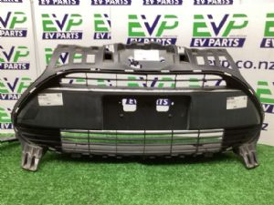 Toyota Prius C Aqua NHP10 Radiator Lower Grille