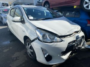 Toyota Aqua NHP10 2015-2017