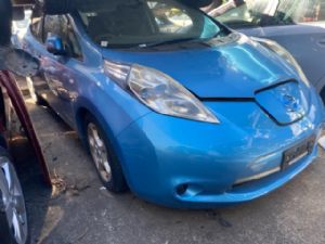 Nissan Leaf ZE0 2011-2016